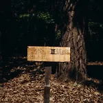 Glamping U Lesa 豪华帐篷 科内日诺河畔里赫诺夫