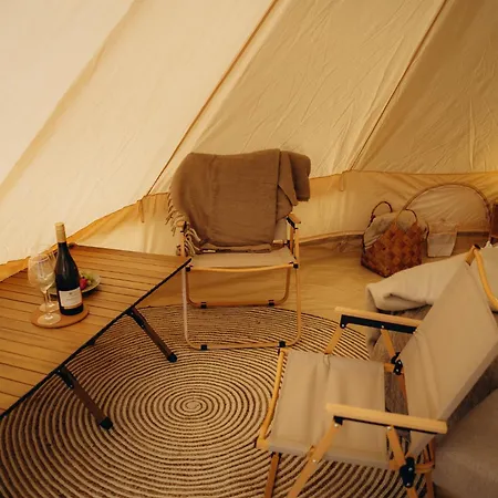 Glamping U Lesa 럭셔리텐트 리흐노프 나드 크네즈노우