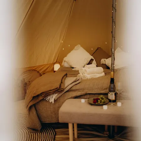 Luxusní stan Glamping U Lesa Rychnov nad Kneznou
