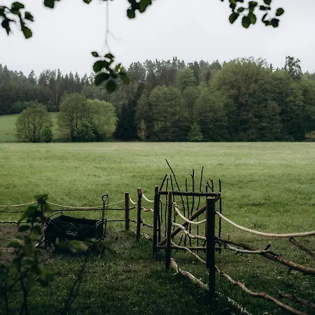 Glamping U Lesa Luxusní stan Rychnov nad Kneznou